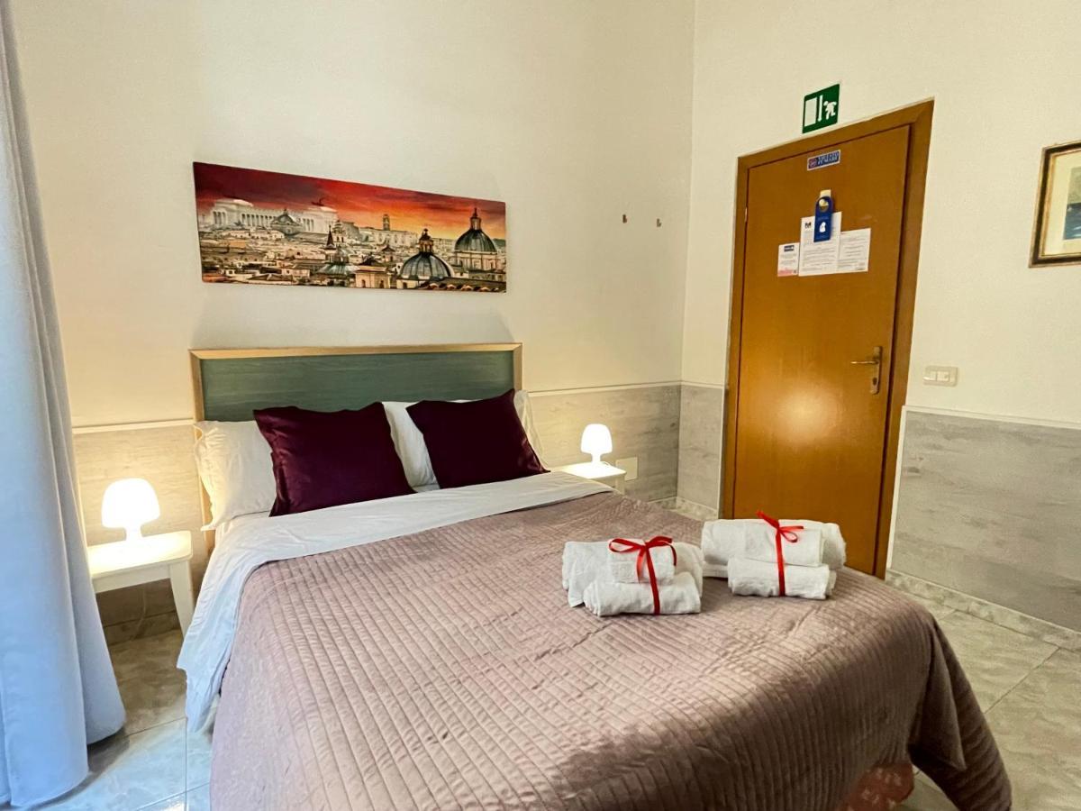 Roman Holidays Rooms Otranto エクステリア 写真