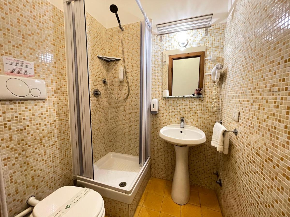 Roman Holidays Rooms Otranto エクステリア 写真