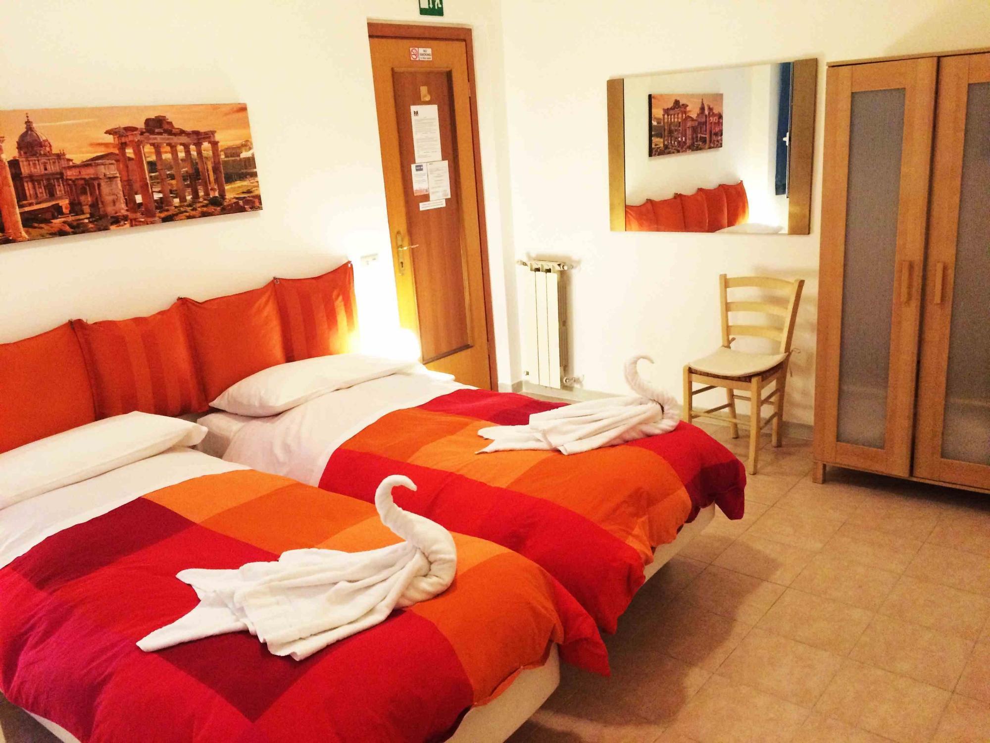 Roman Holidays Rooms Otranto エクステリア 写真